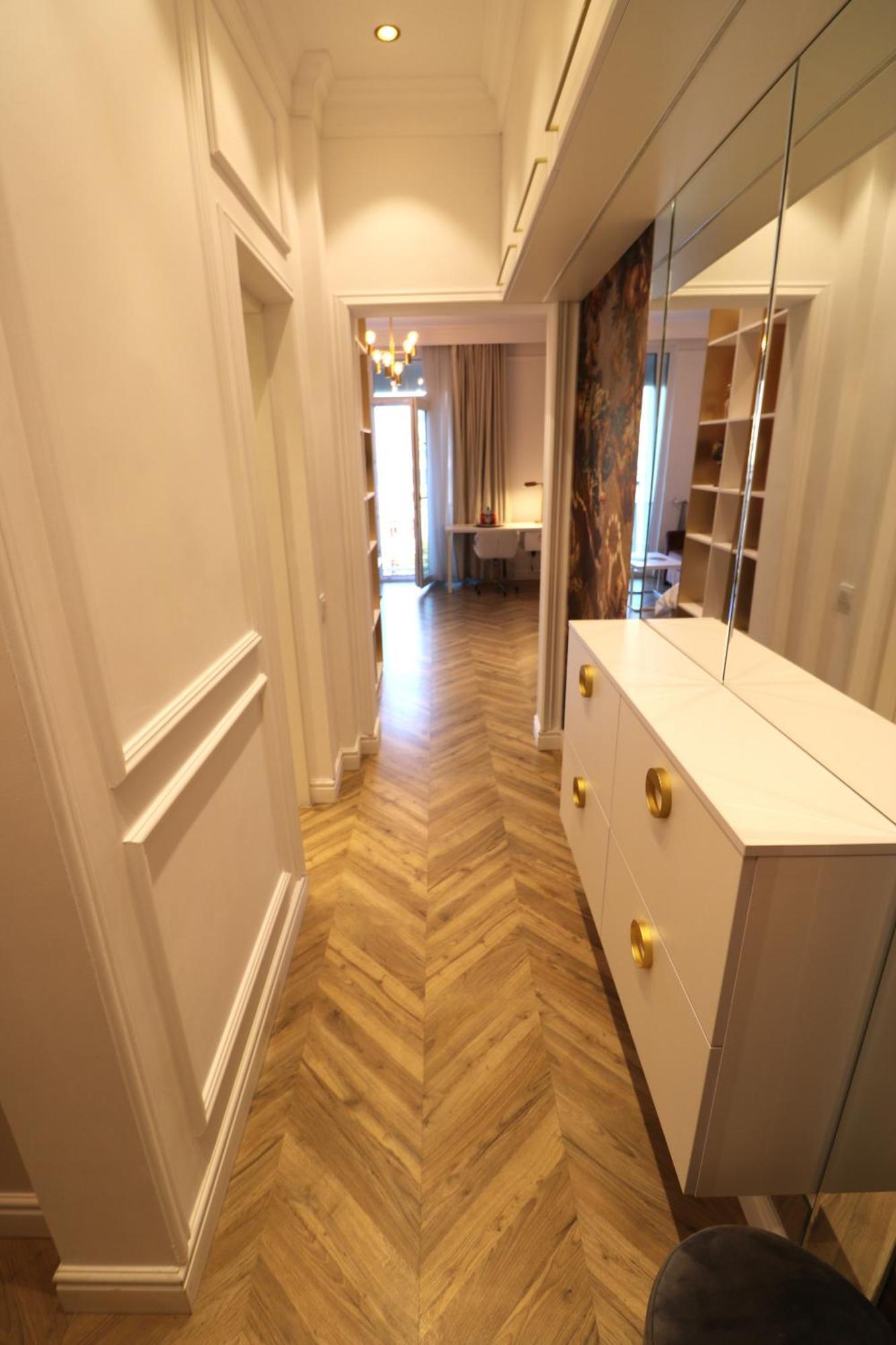 Deluxe Premium Old Town - Free Minibar Apartment *