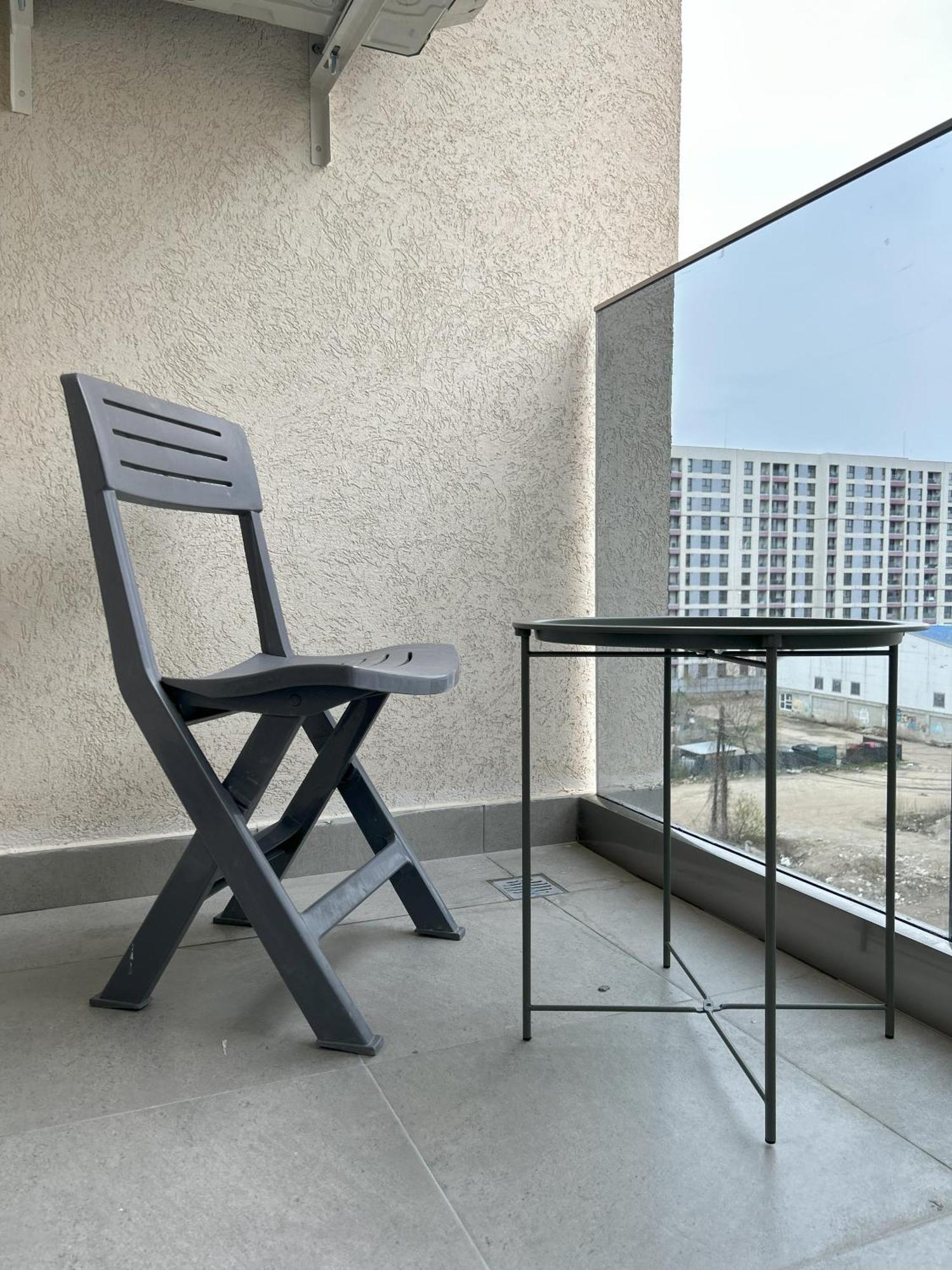 Chic With Balcony At Exigent Plaza - 05 Apartment Bucharest