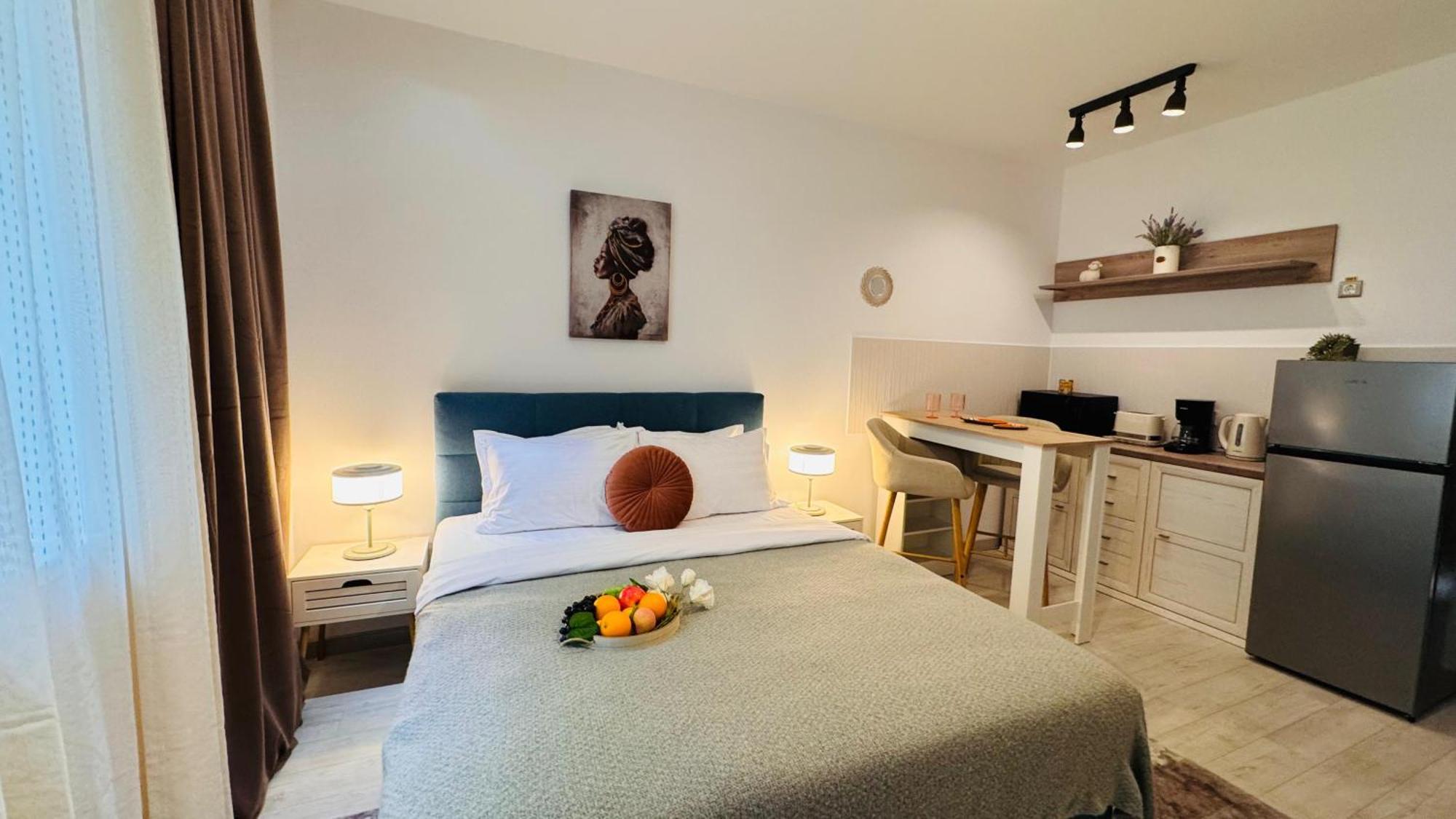 Deluxe - Perfect For Short Or Long Apartment