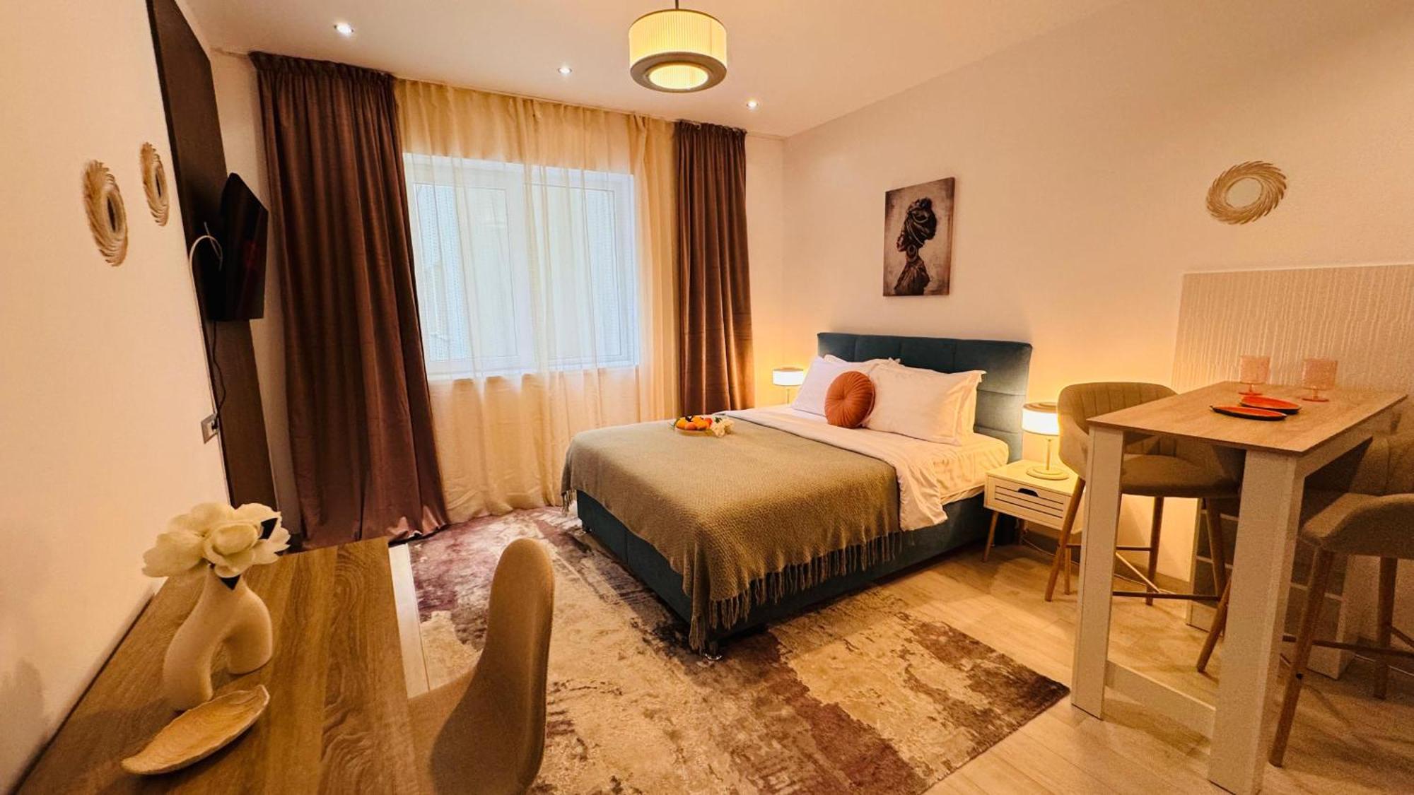 Apartment Deluxe - Perfect For Short Or Long