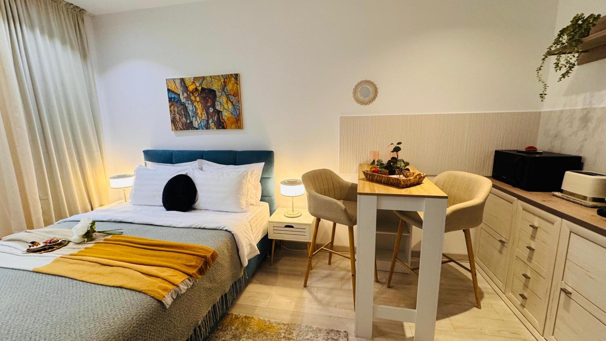 Deluxe - Perfect For Short Or Long Apartment *