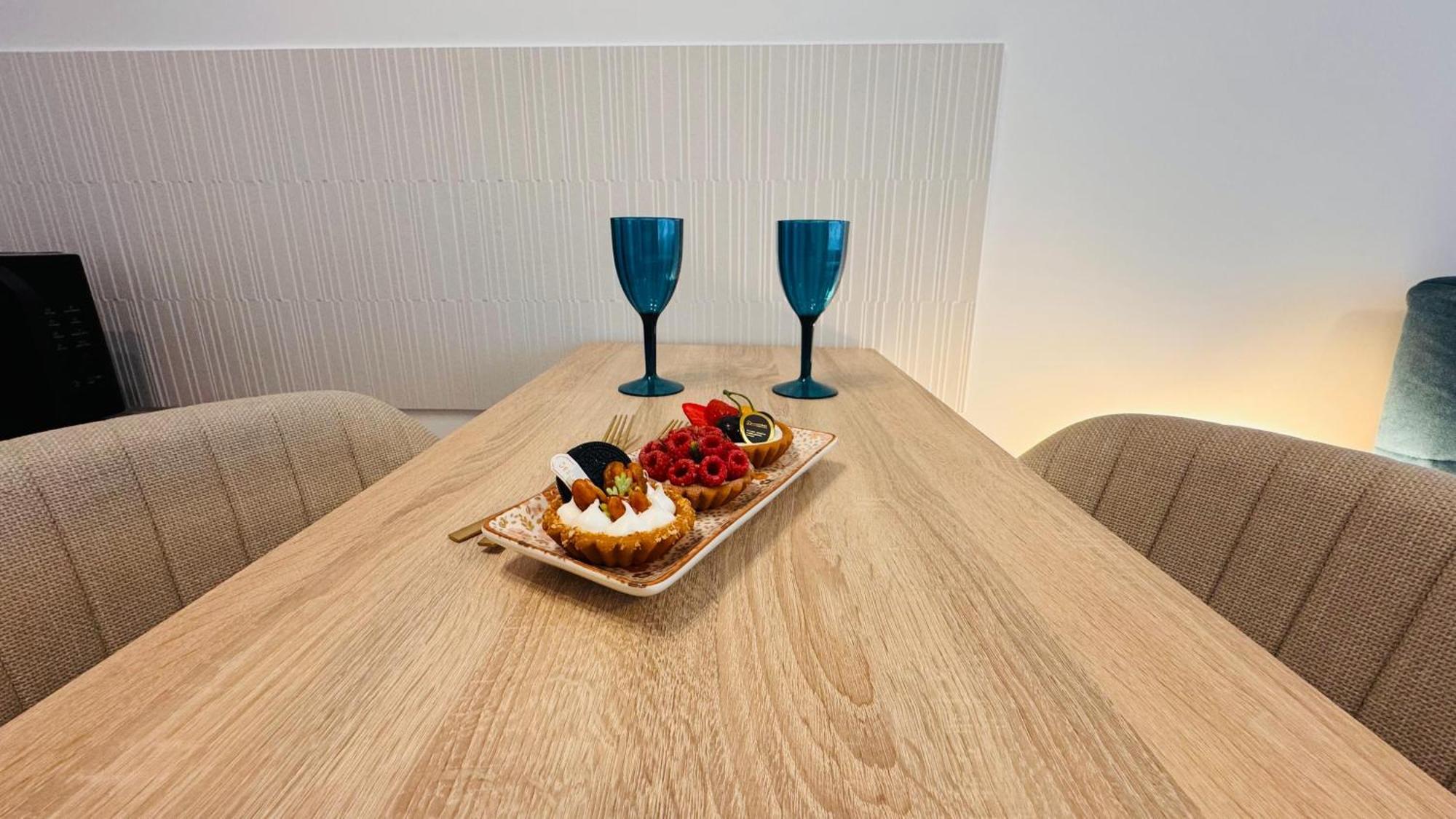 Deluxe - Perfect For Short Or Long Apartment *