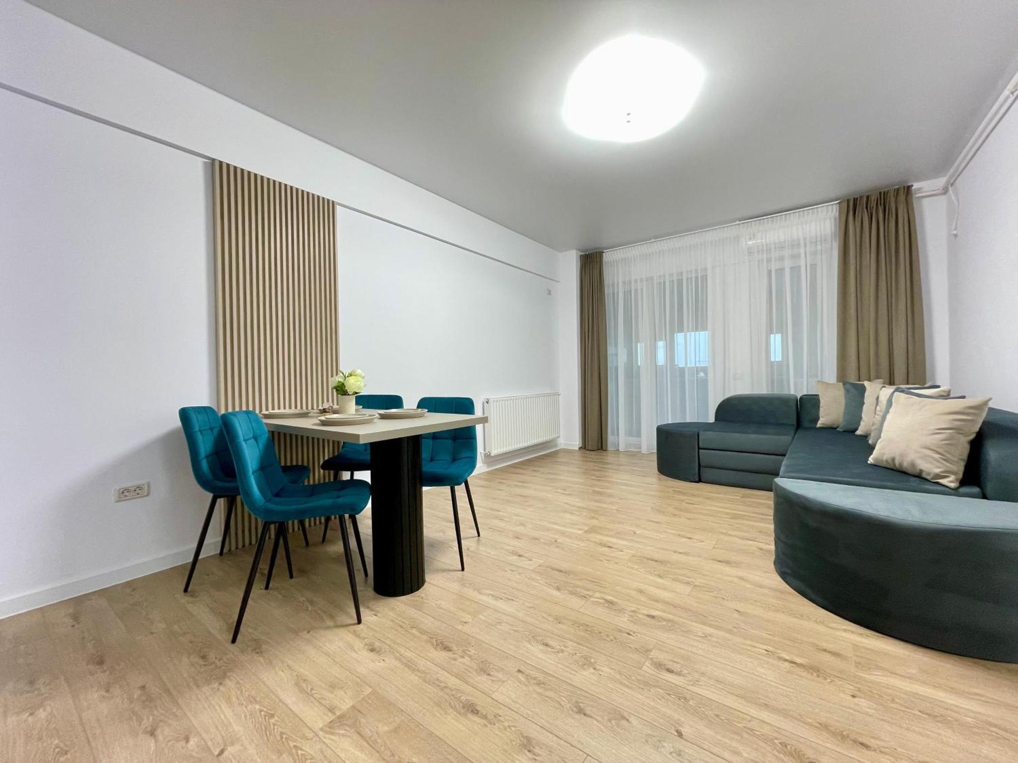 No 604 Apartment *