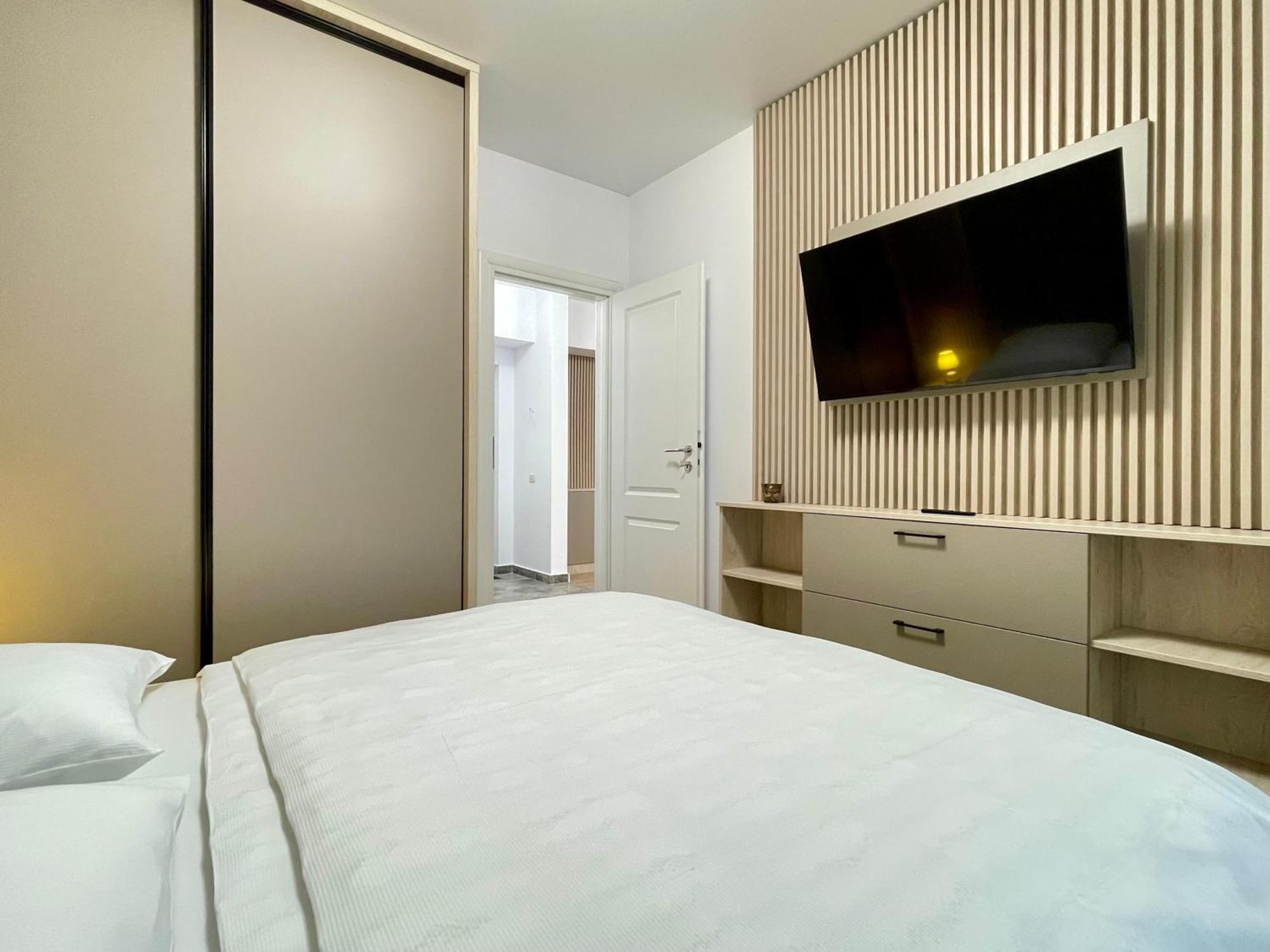Apartment No 604