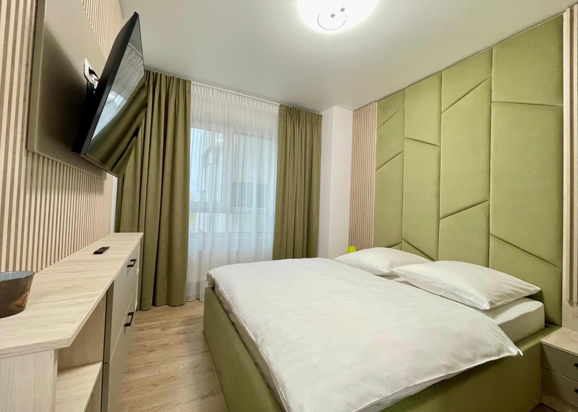 No 604 * Bucharest