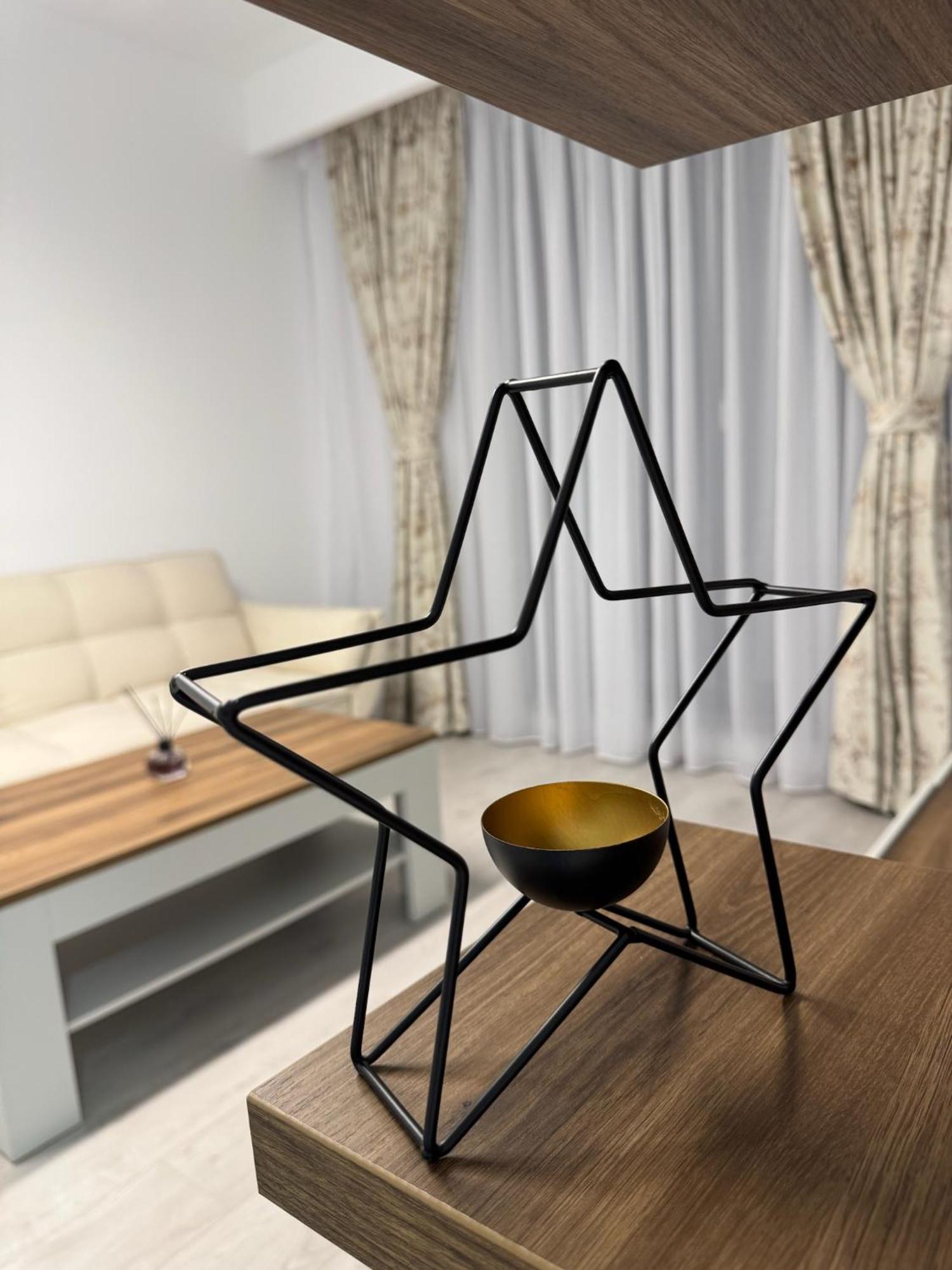 Sky View Apartment