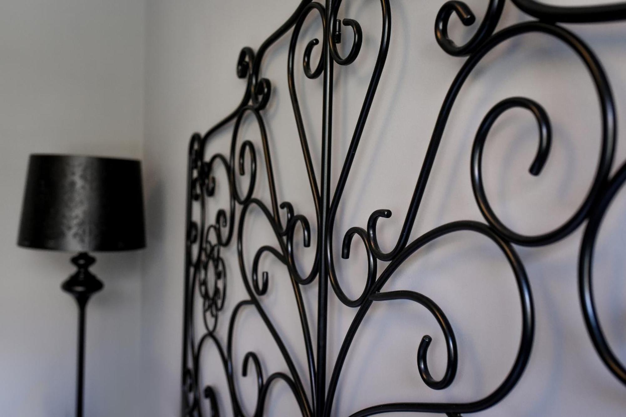 Haven - Downtown With Art Deco Design Apartment *