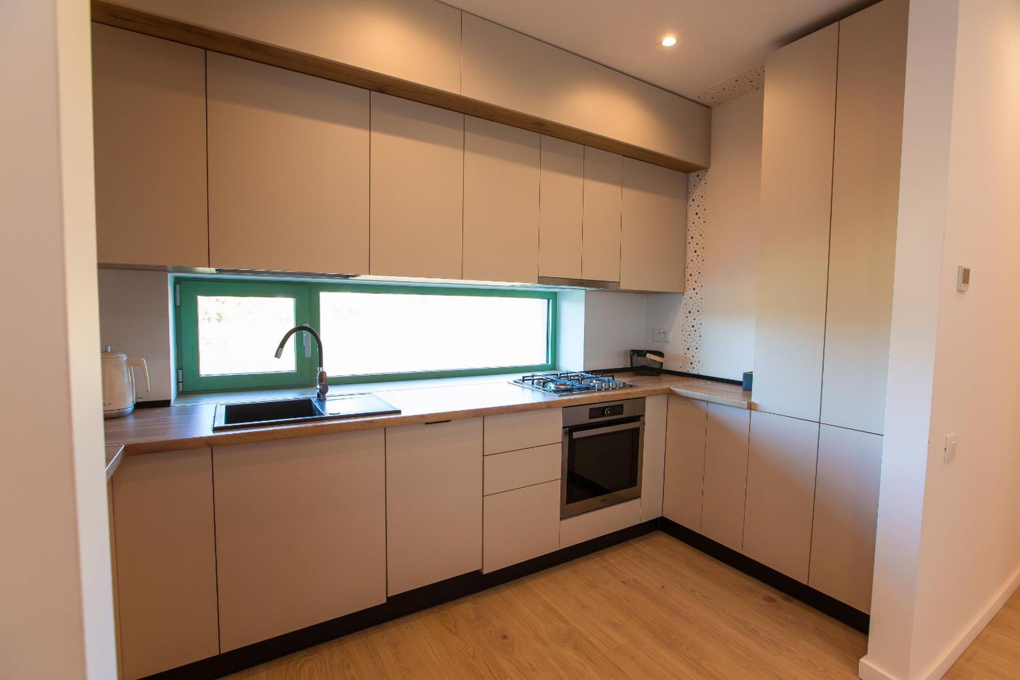 Apartment Roots Three - Modern Lakeview Bucharest