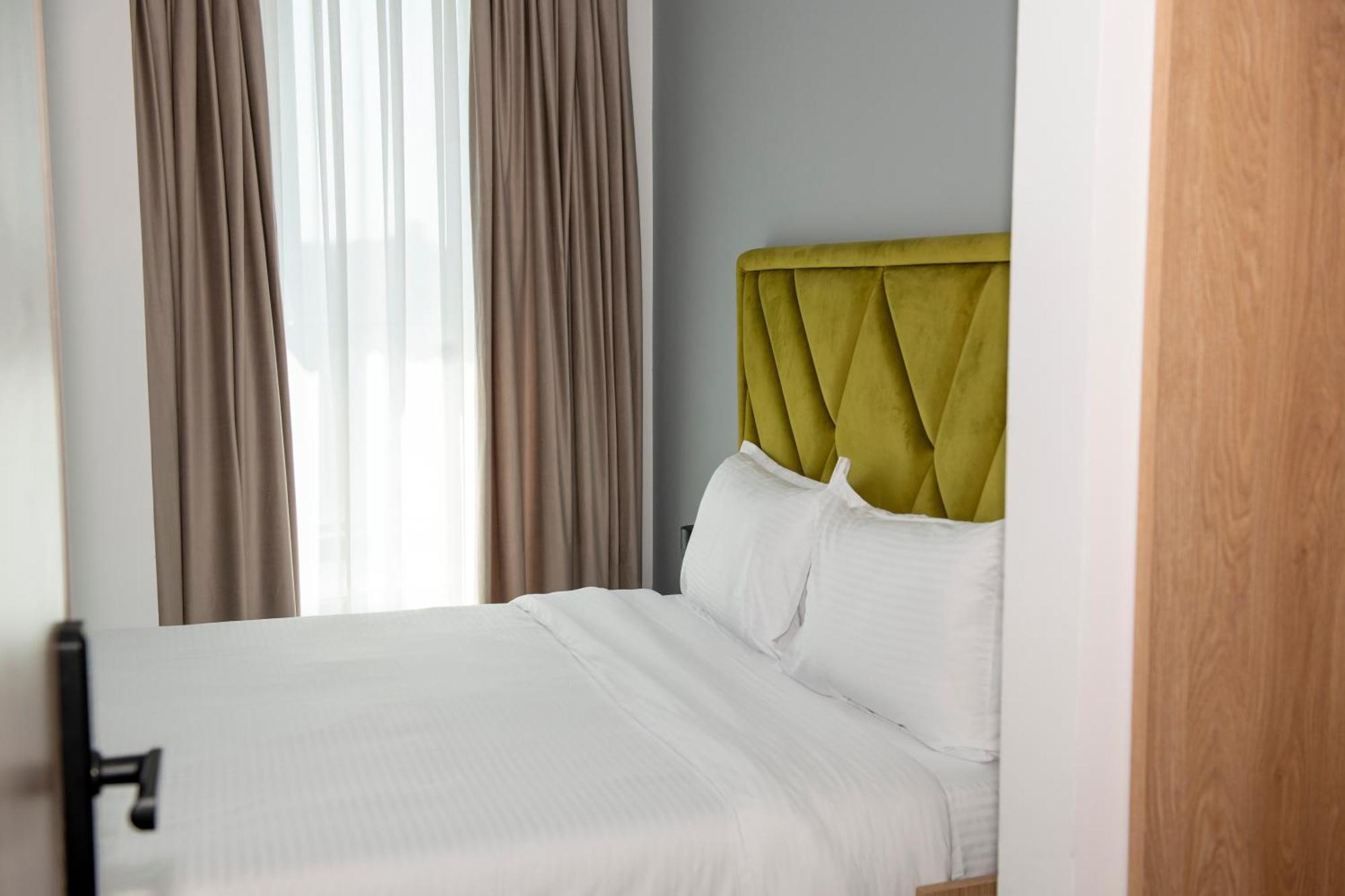 Cm111apparthotel
