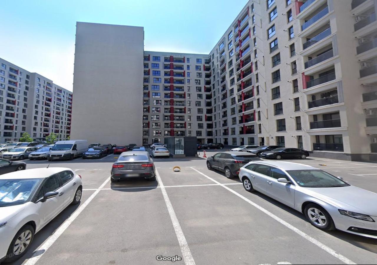 Refined Haven At Exigent Plaza - 08 Apartment *