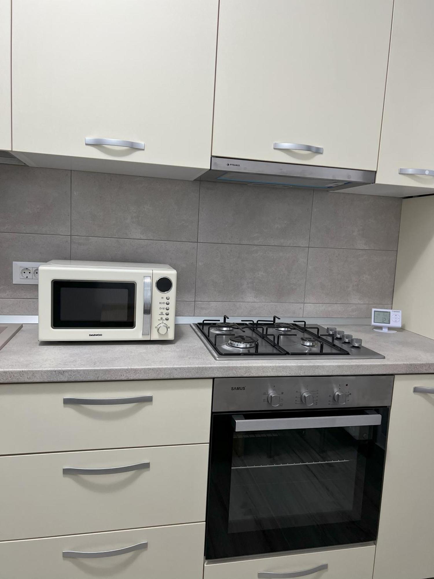 Refined Haven At Exigent Plaza - 08 Apartment Bucharest