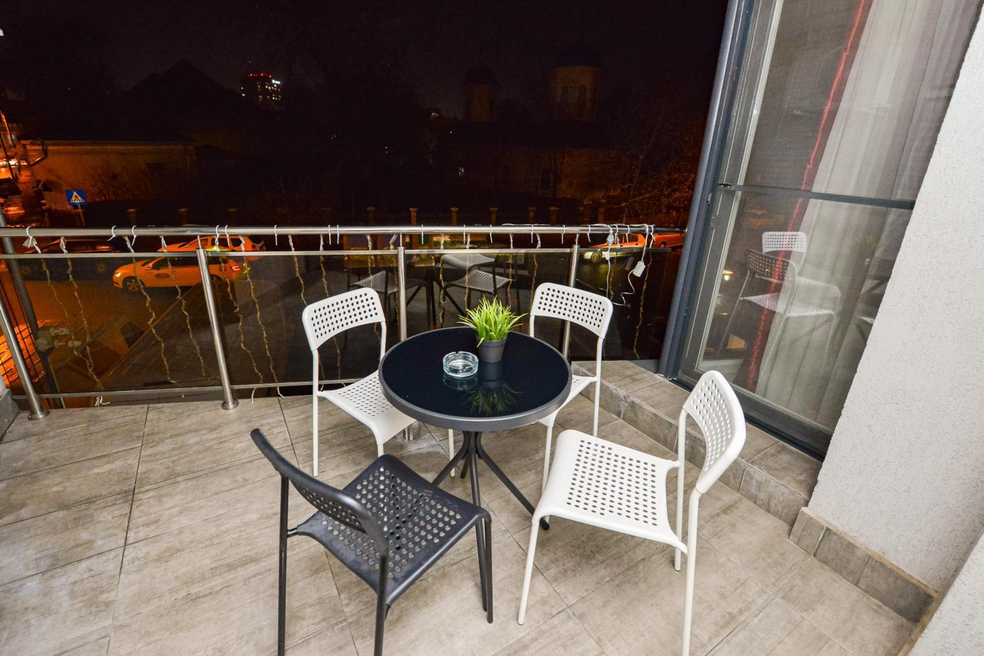 Dracula Adventure Tours Apartment *