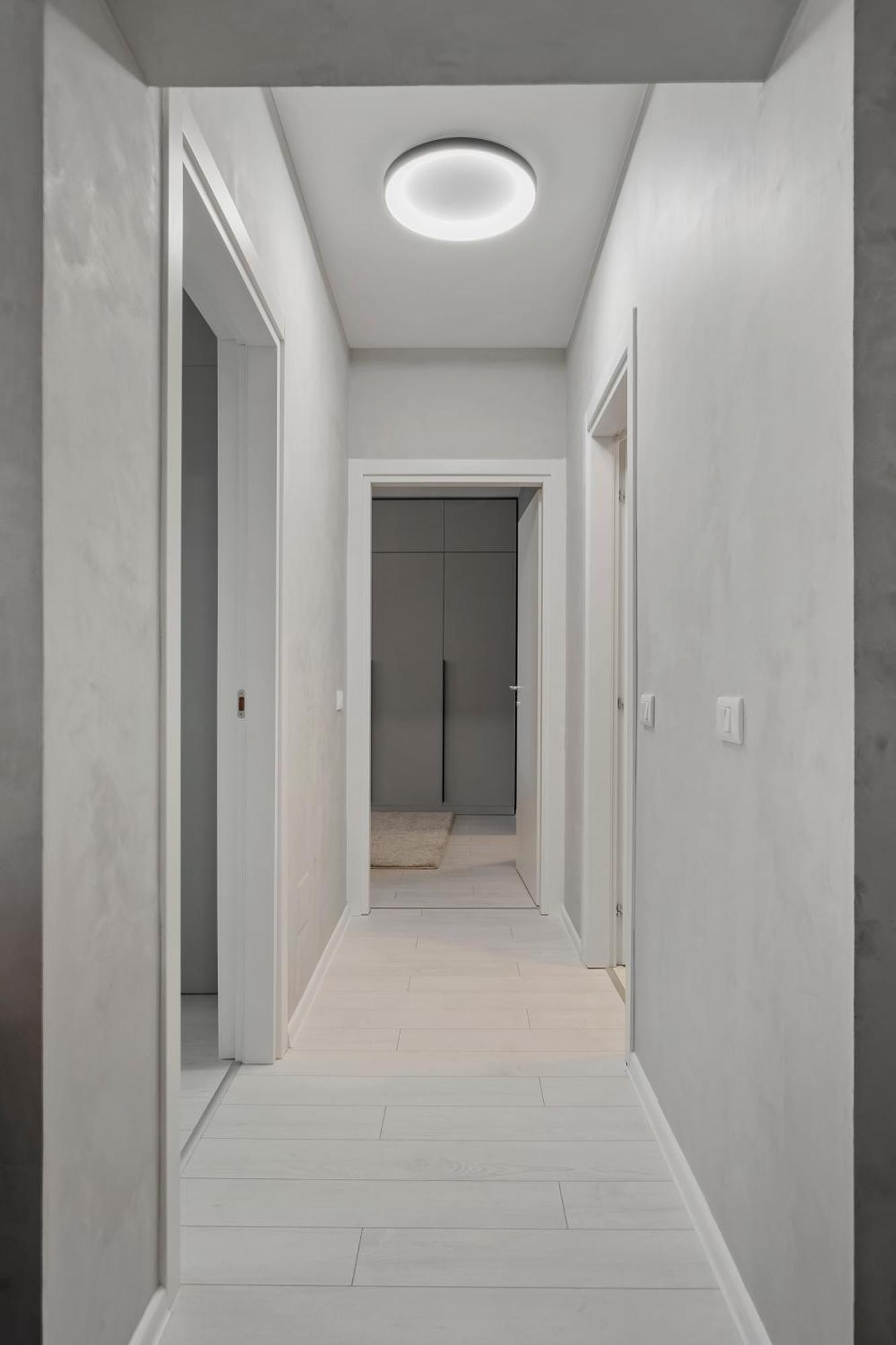 Ultra-modern & Spacious 2br With Balcony