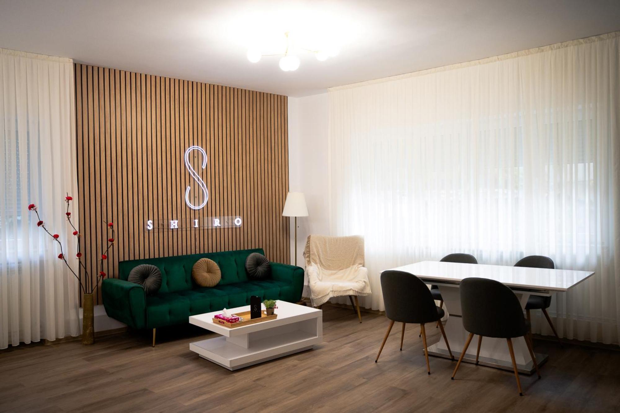 Shiro Athenee Apartment