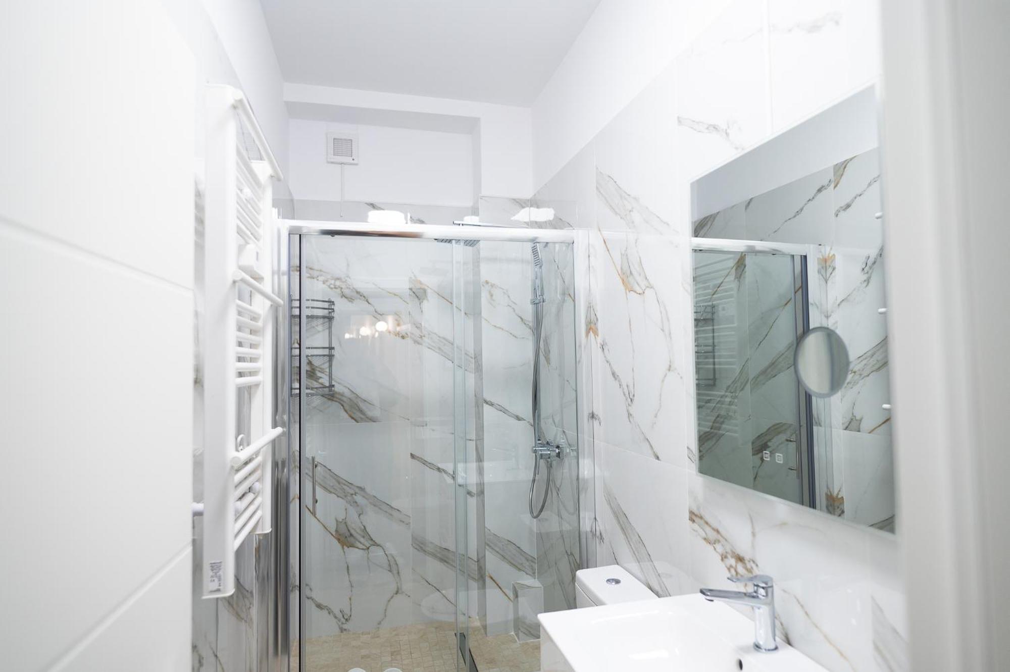 Apartment Shiro Athenee Bucharest