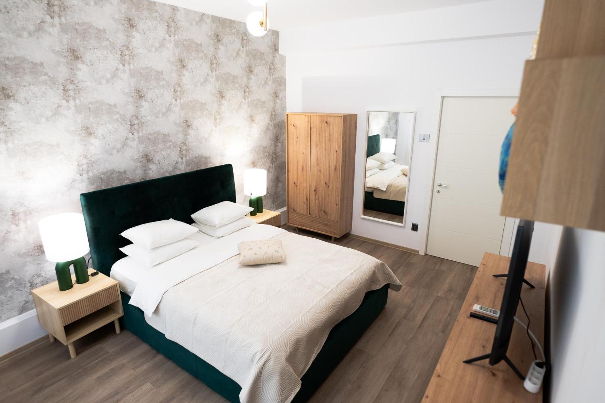 Shiro Athenee Apartment Bucharest