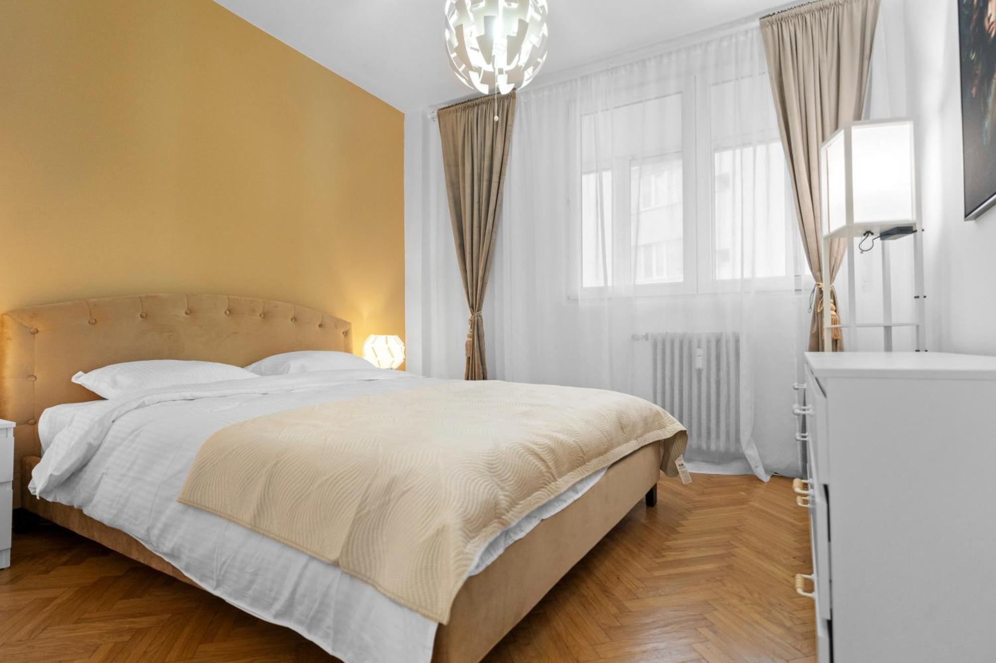 Apartment New Luxurious With Park View Bucharest