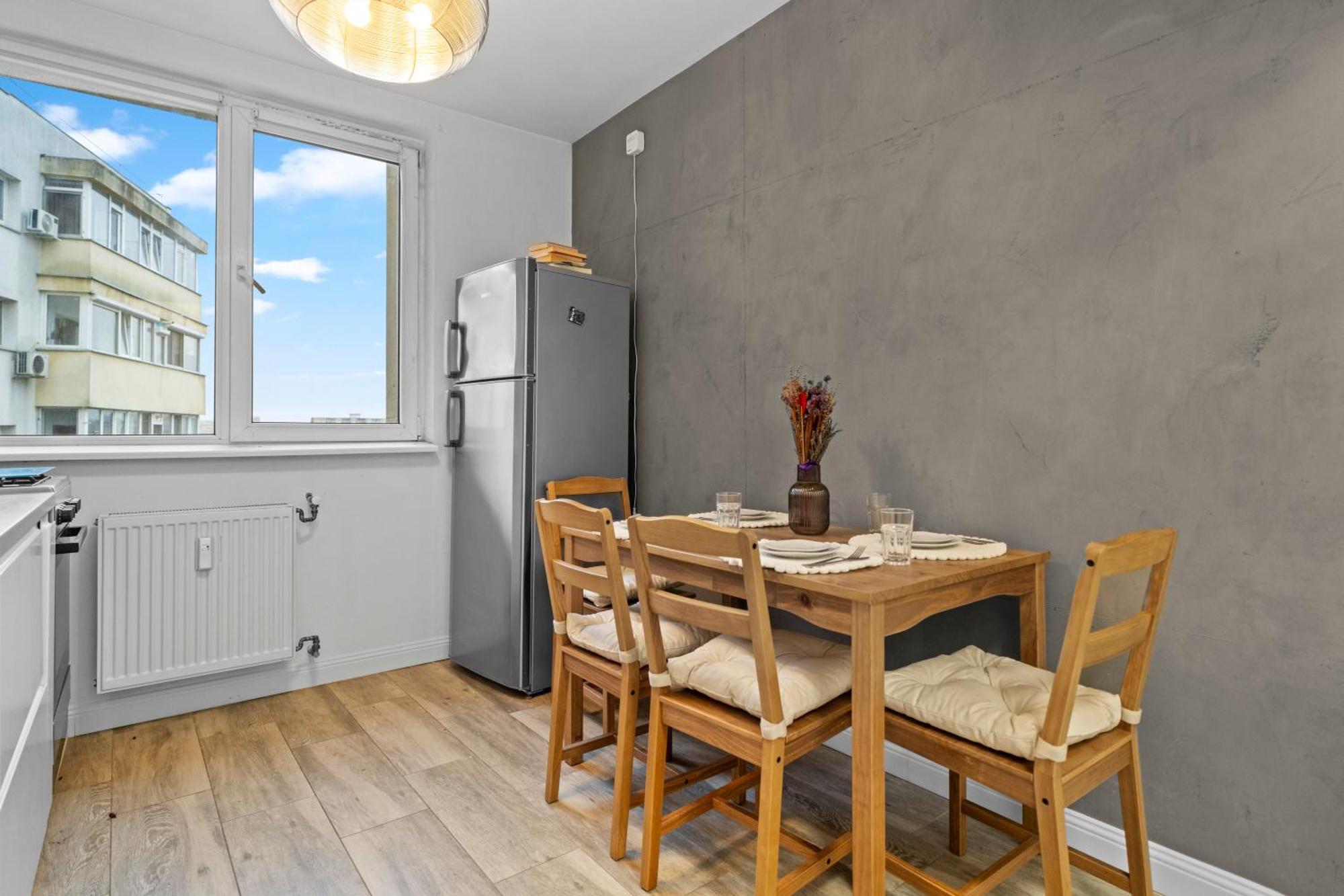 Apartment New Luxurious With Park View