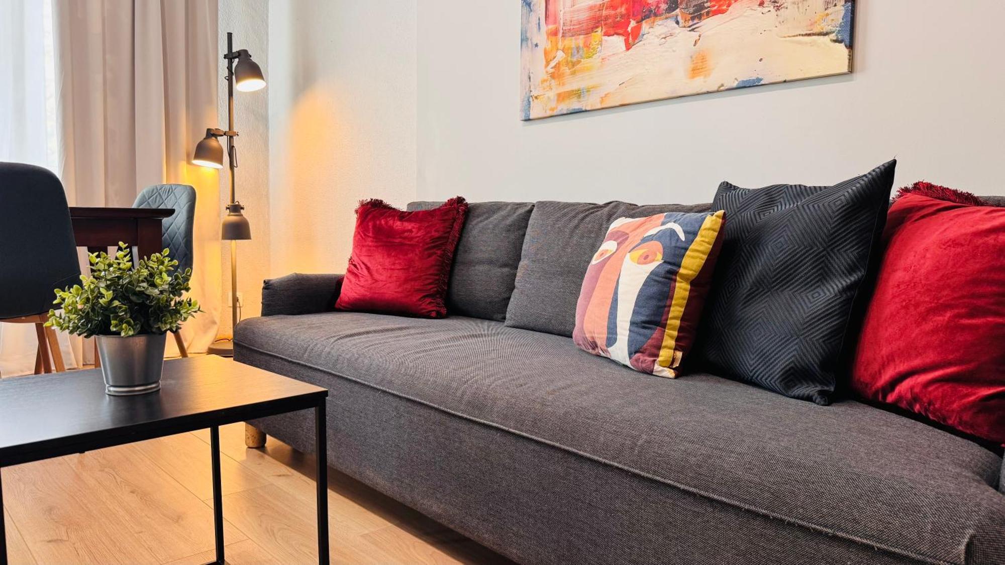 Apartment Ideal - Spacious & Modern Near Unirii Square Bucharest
