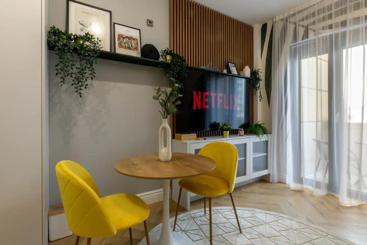 Aiastay River Apartament Bucureşti