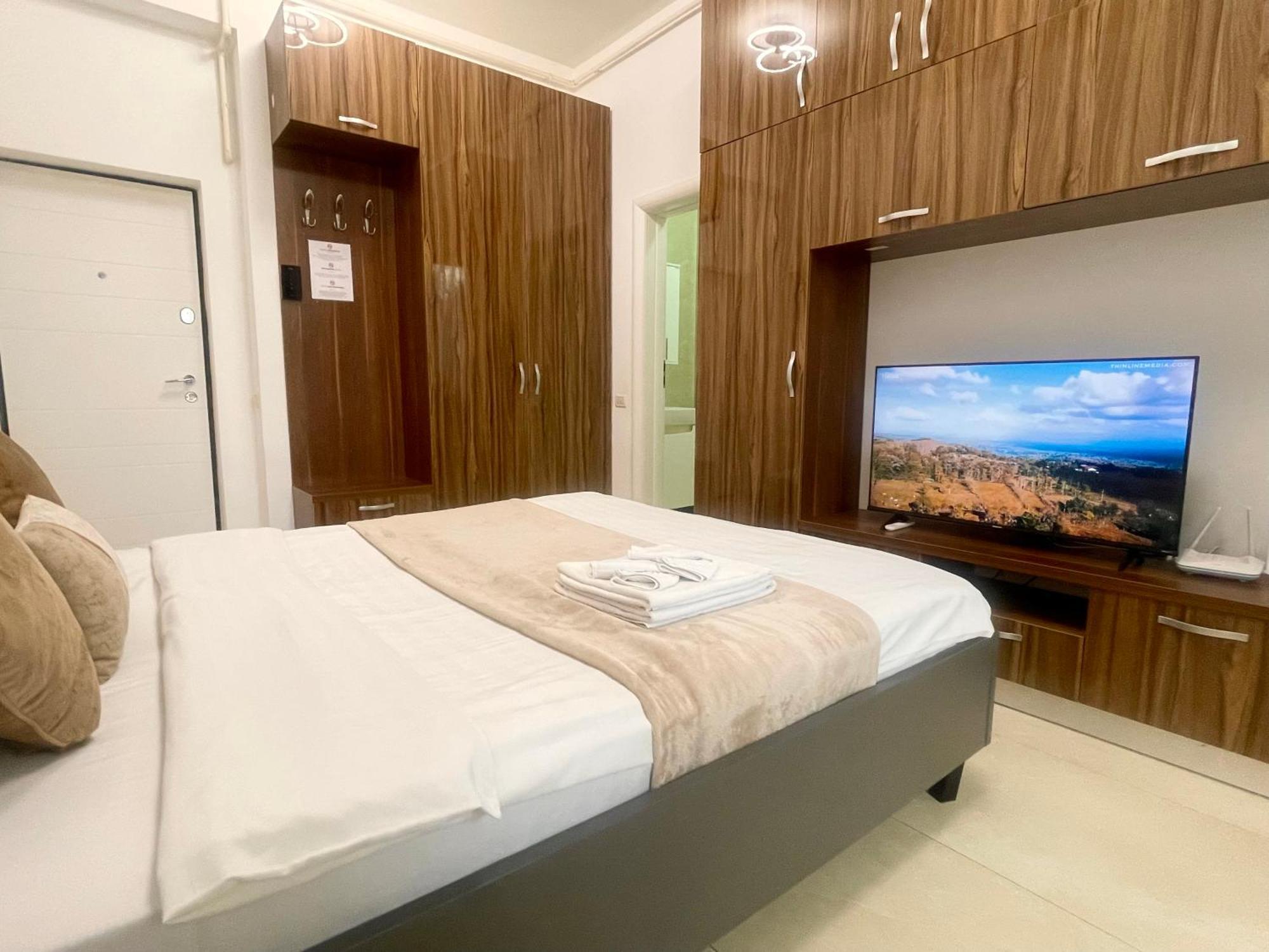 Apartament Adress Dd19 *