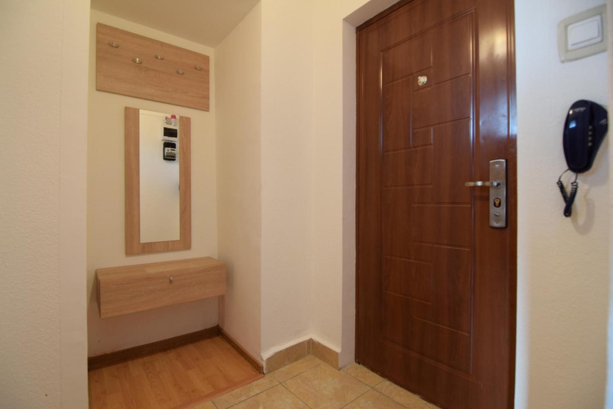 Piata Romana Down Town Apartment *