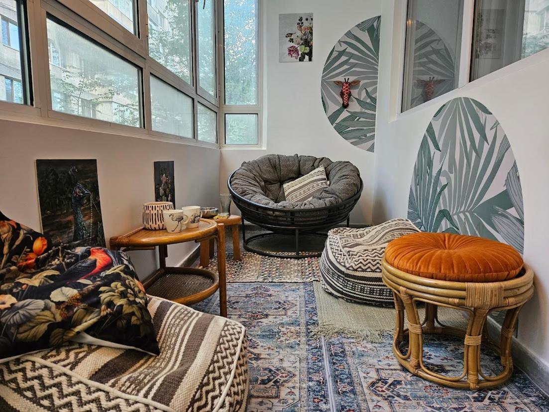 Eclectic Romexpo 2br Near Metro Apartment Bucharest