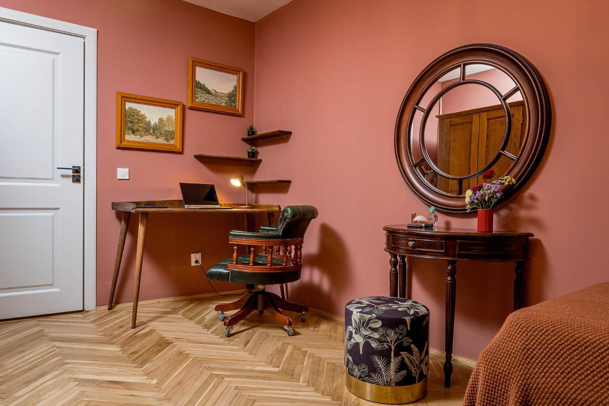 Eclectic Romexpo 2br Near Metro Apartment Bucharest