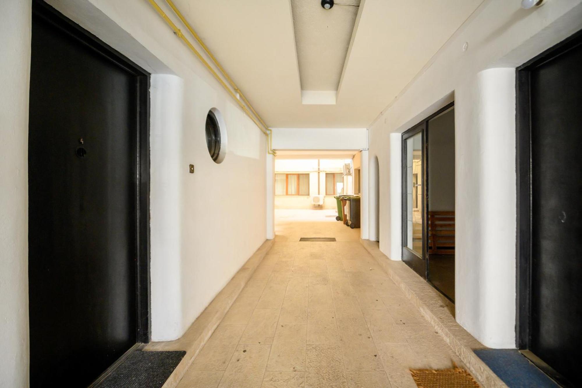 Cultural Gems- Modern 1br Near Museums Apartment Bucharest