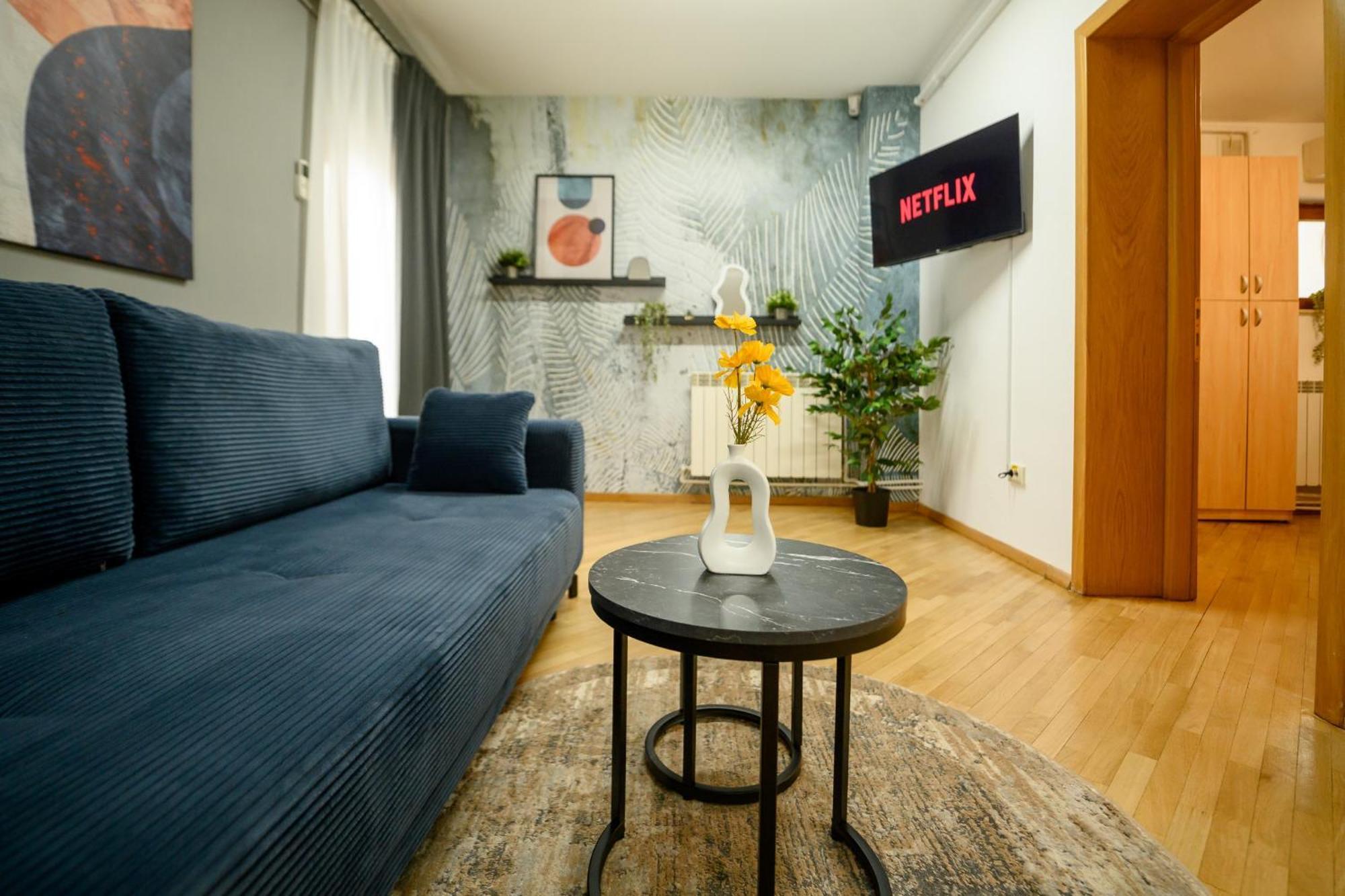 Cultural Gems- Modern 1br Near Museums * Bucharest