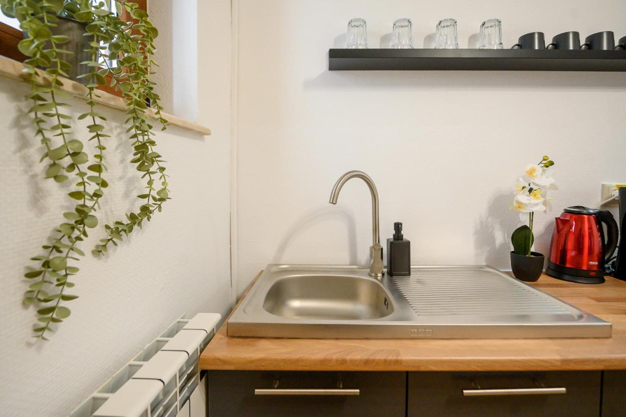 Cultural Gems- Modern 1br Near Museums Apartment