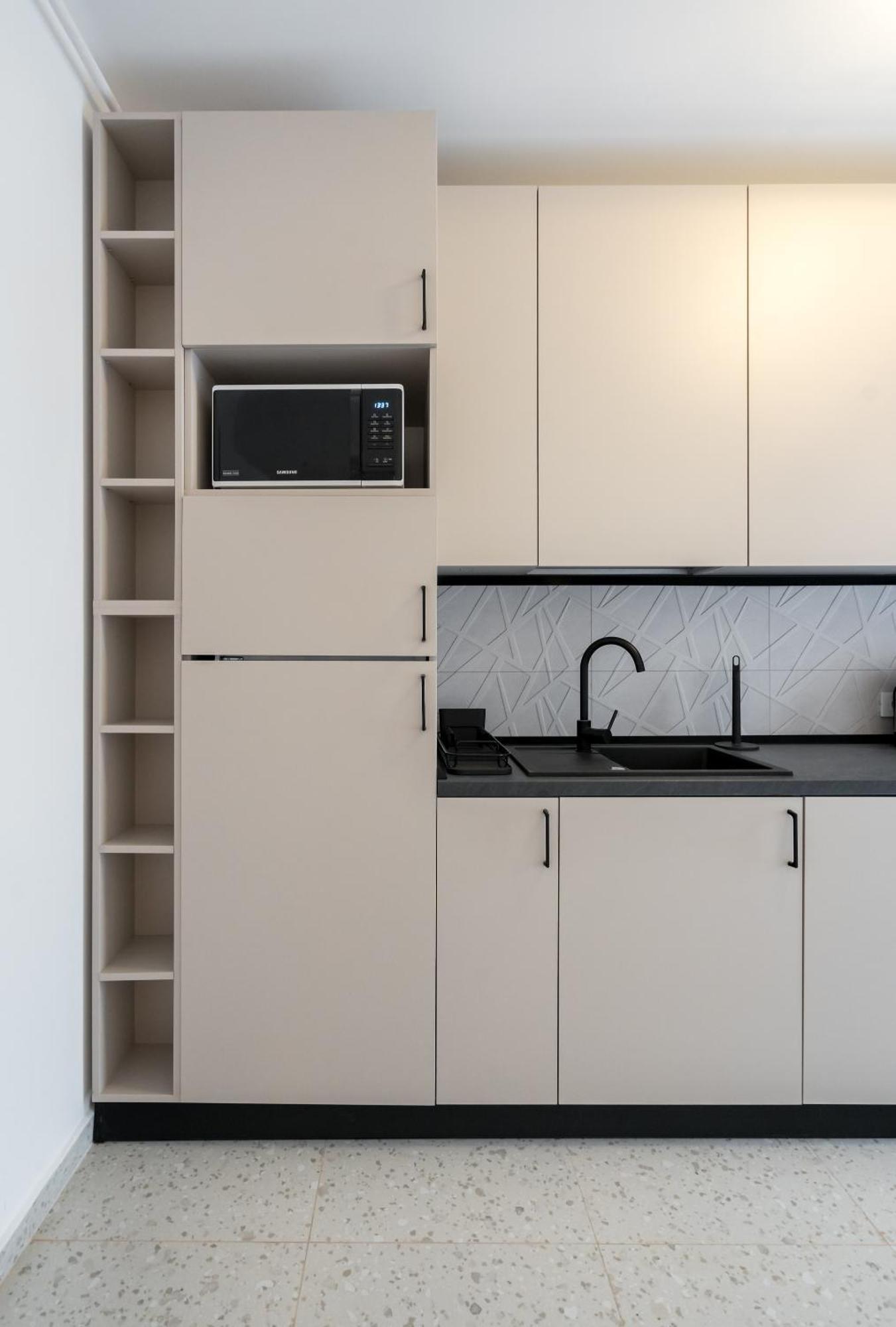 Plaza 37 Apartment *