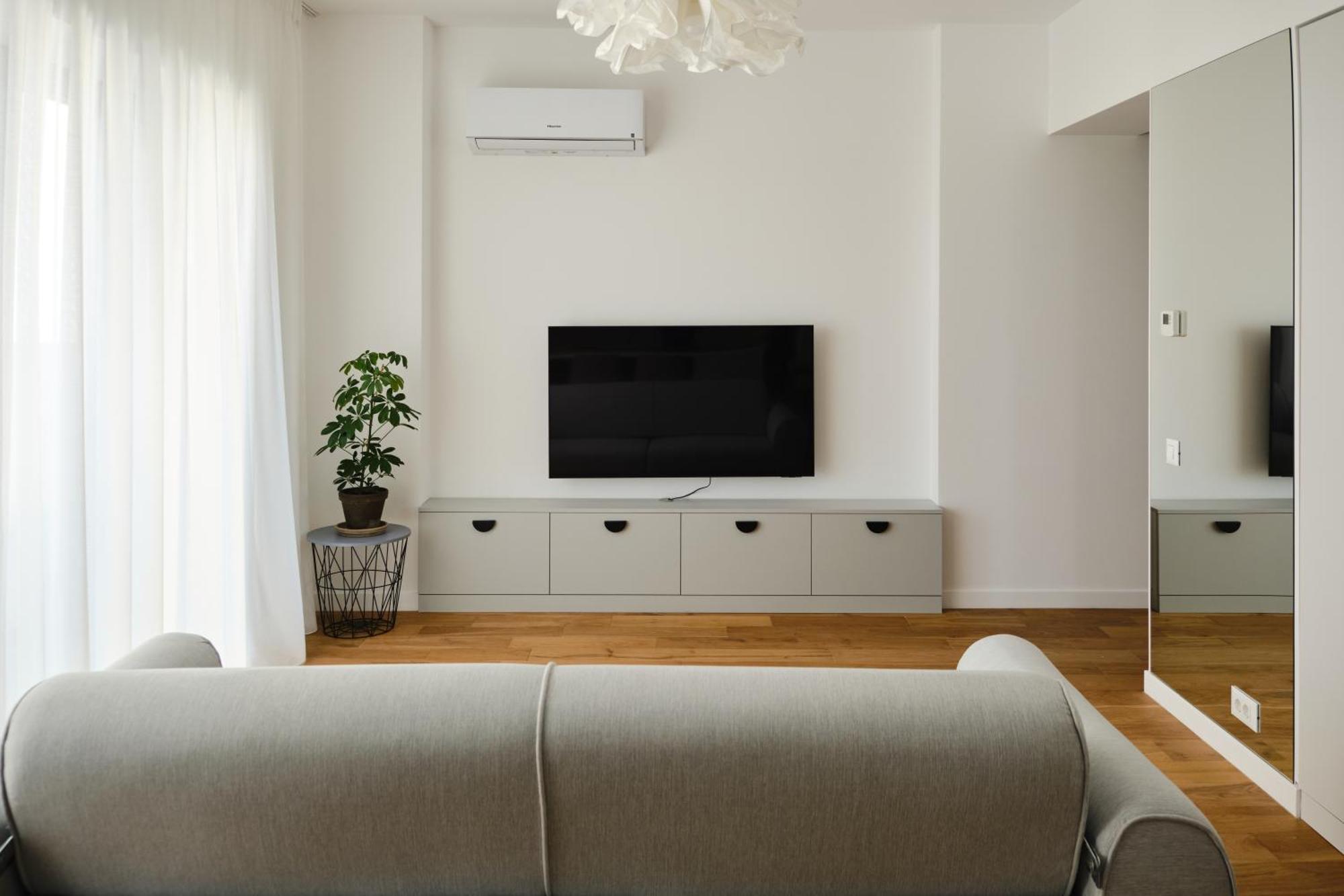 Apartment Miss Grey I Cu Un Dormitor I One Cotroceni Park Bucharest