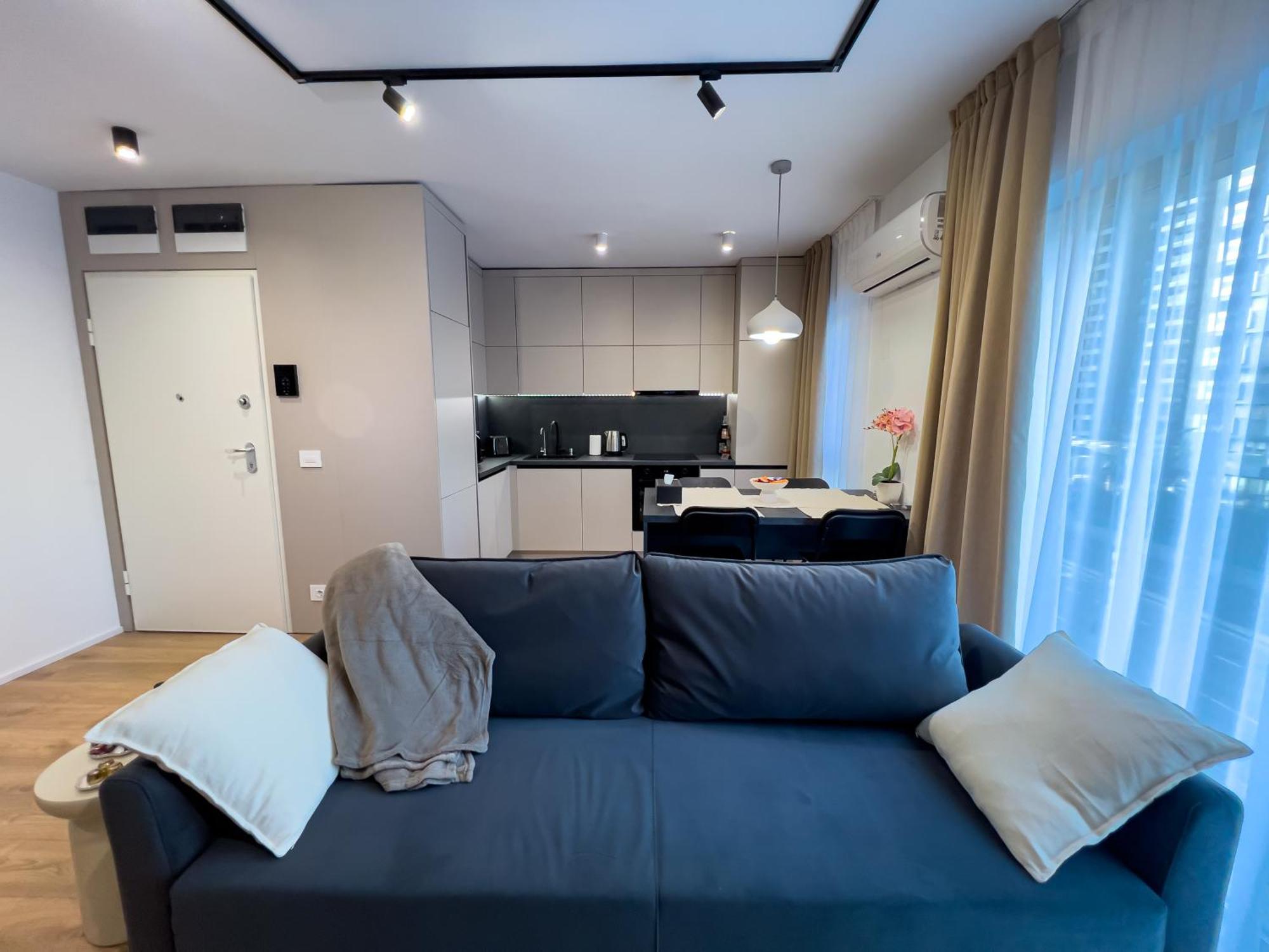 Luminosa - Smart Luxury In Aviatiei - Free Parking - Ev Station Apartment