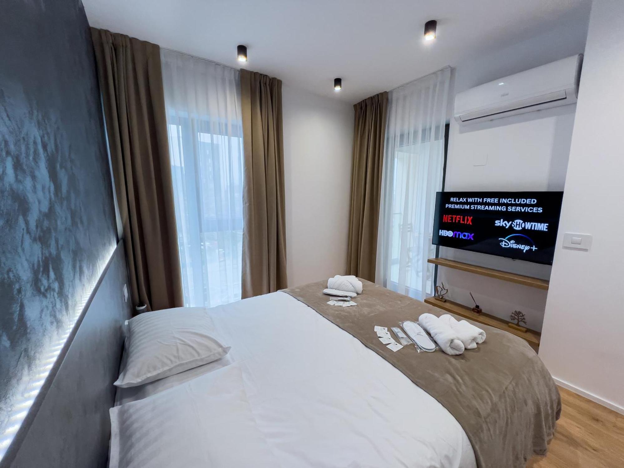 Luminosa - Smart Luxury In Aviatiei - Free Parking - Ev Station Apartment *