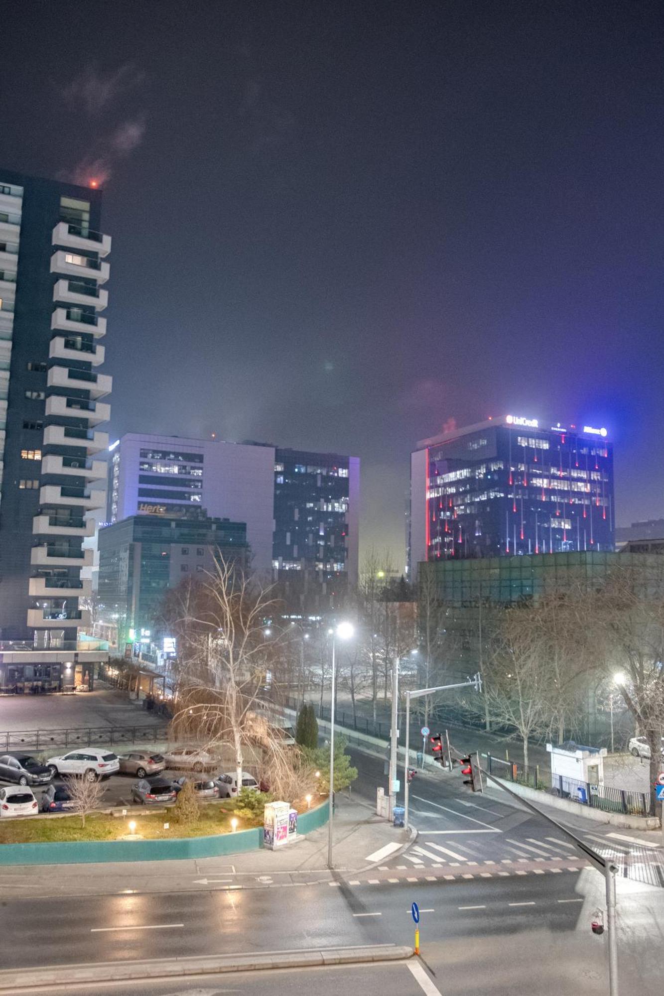 Luminosa - Smart Luxury In Aviatiei - Free Parking - Ev Station Apartment *