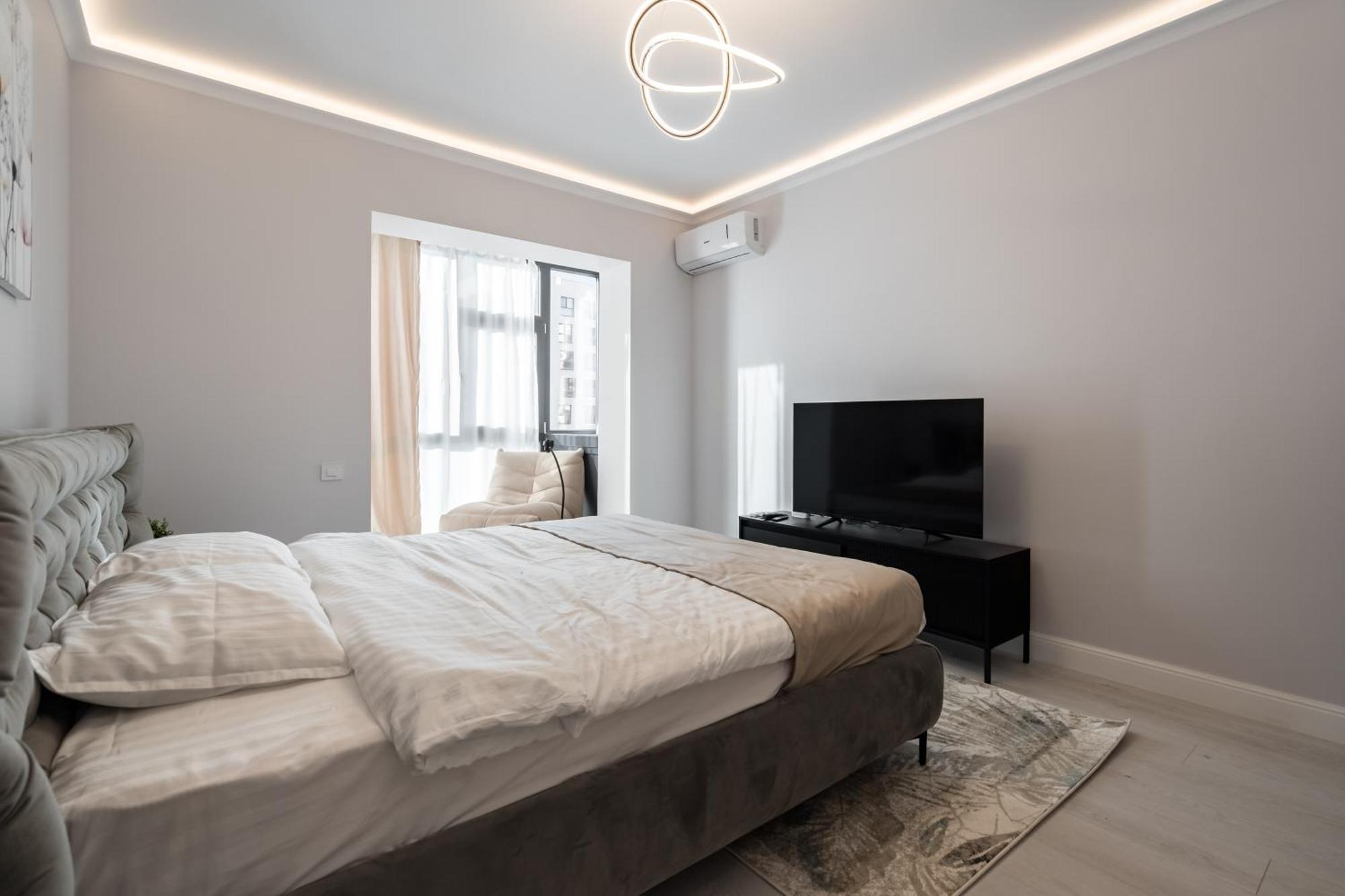 Plaza 45 Apartment