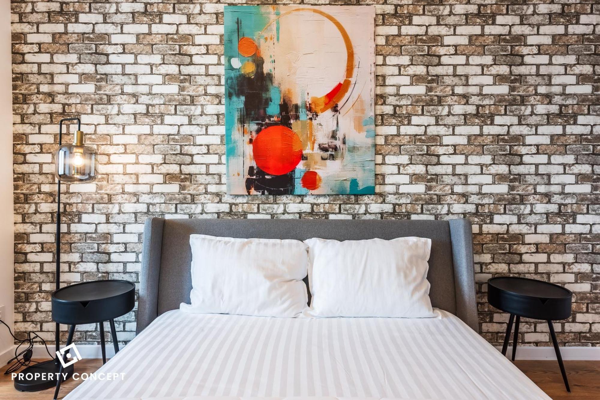 Ivory Concept 52 Apartment *