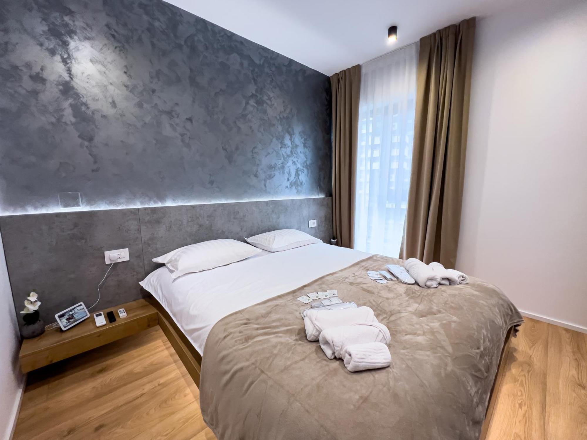 Apartment Luminosa - Smart Luxury In Aviatiei - Free Parking - Ev Station *