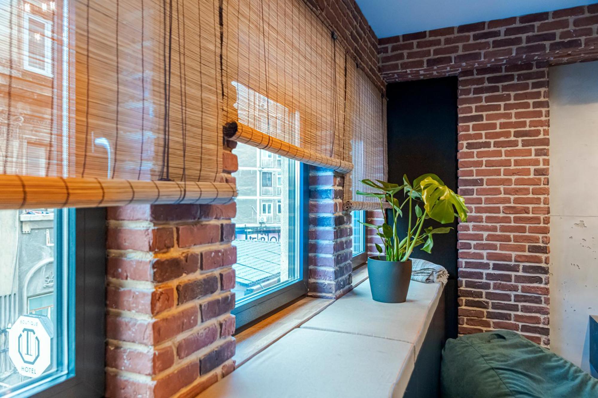 Apartment The Old Town Industrial Vault - A Fusion Of Past & Present *
