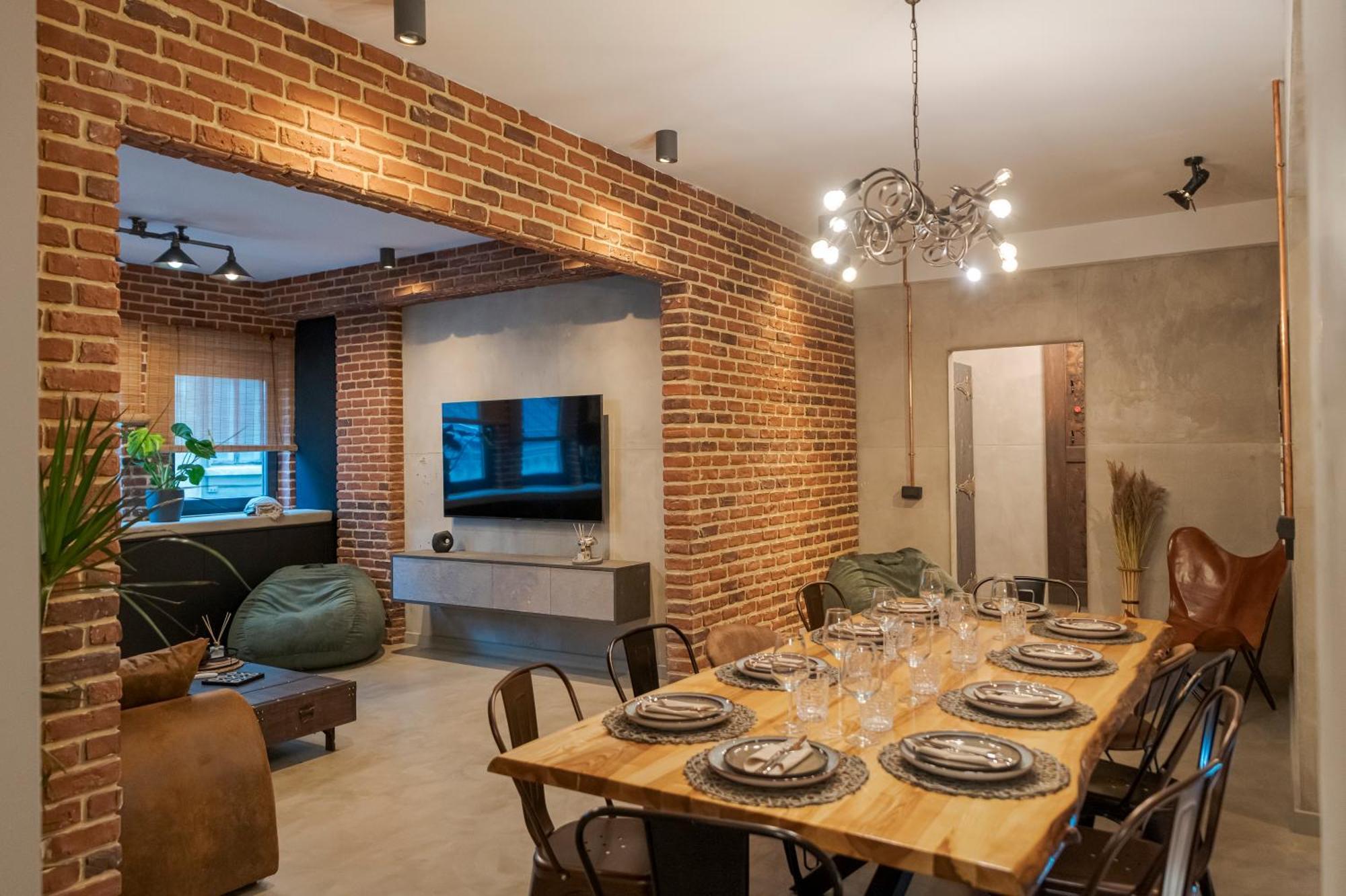Apartment The Old Town Industrial Vault - A Fusion Of Past & Present