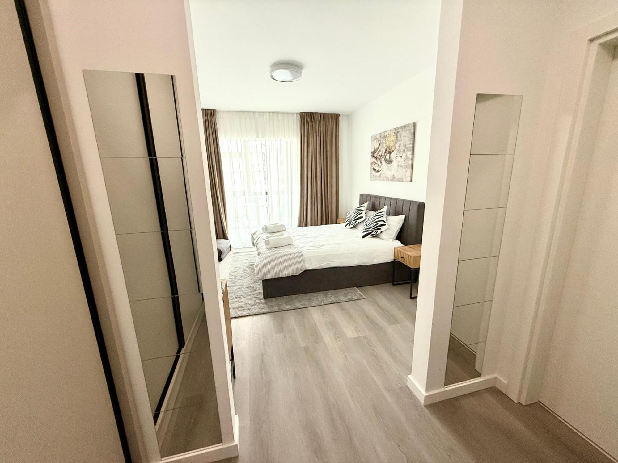 Rulu Plaza Mall Apartment *