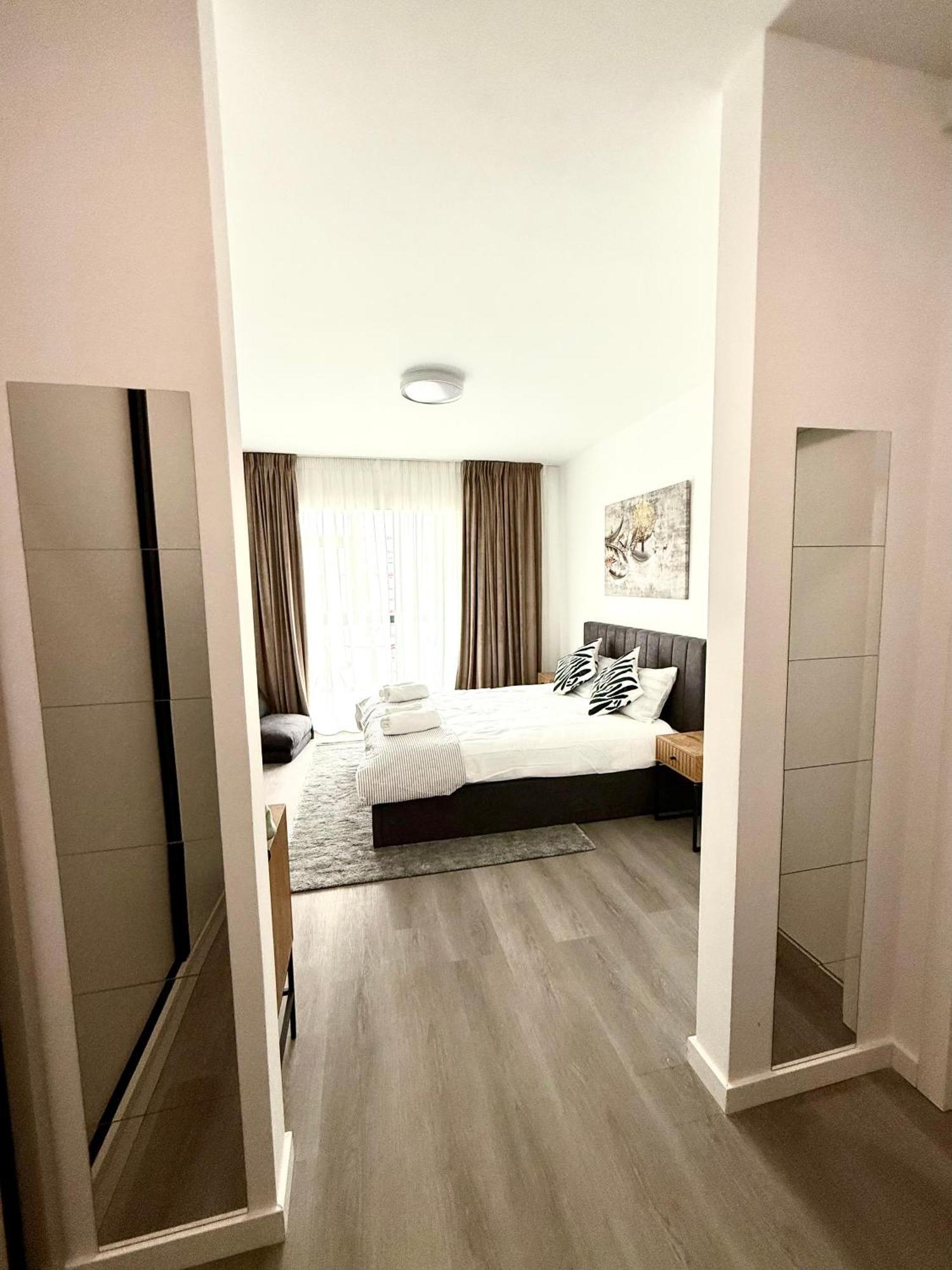 Apartment Rulu Plaza Mall *