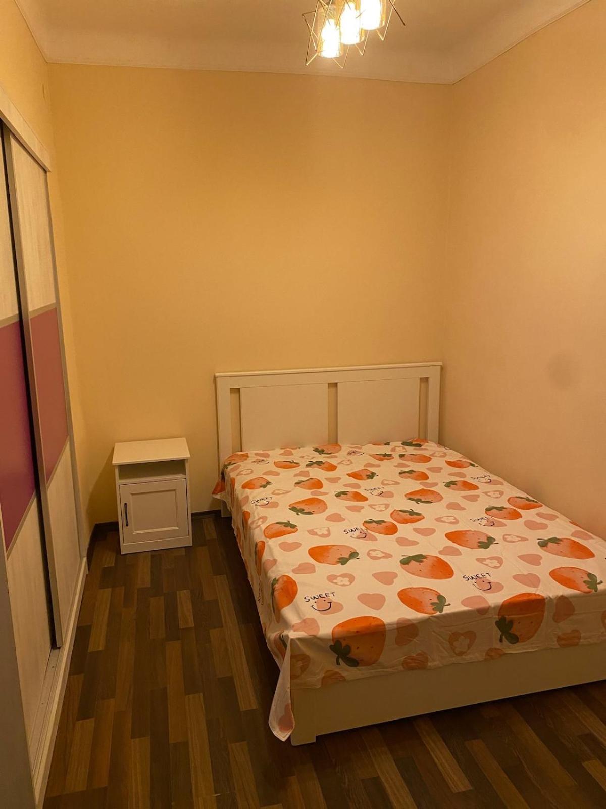 House With 2 Bedrooms Holiday home Bucharest