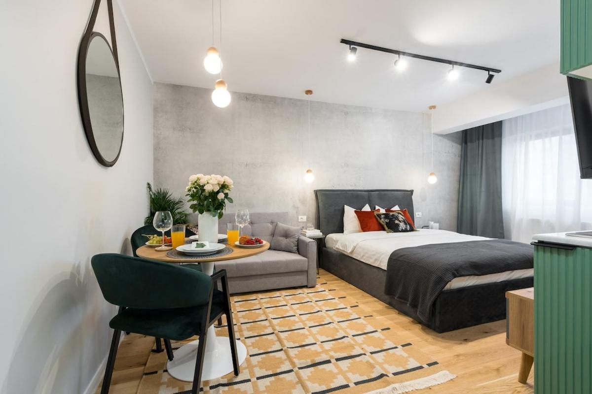 Cosy Stylish - Center *