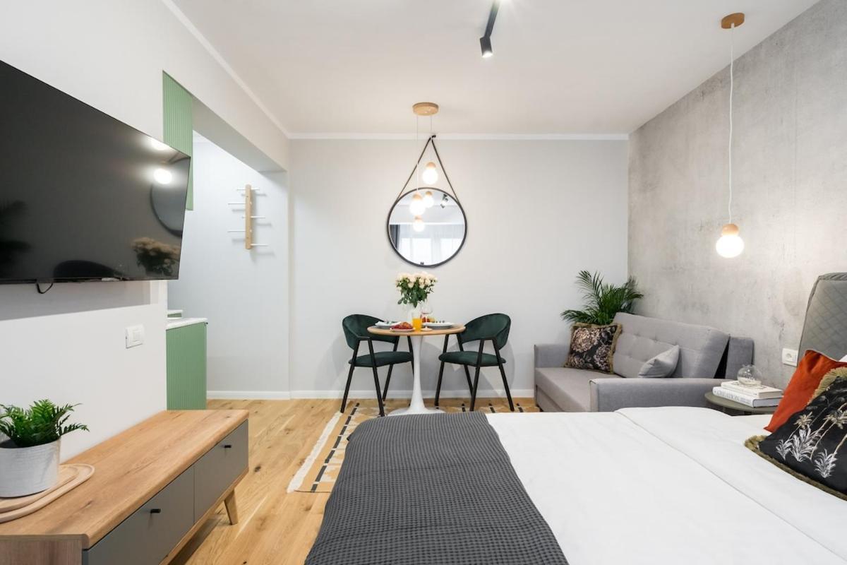 Cosy Stylish - Center Apartment