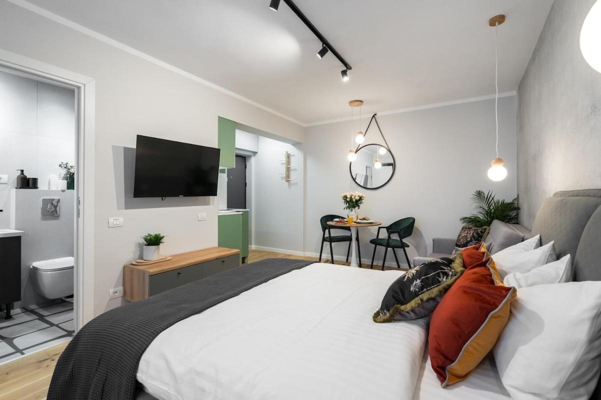 Cosy Stylish - Center