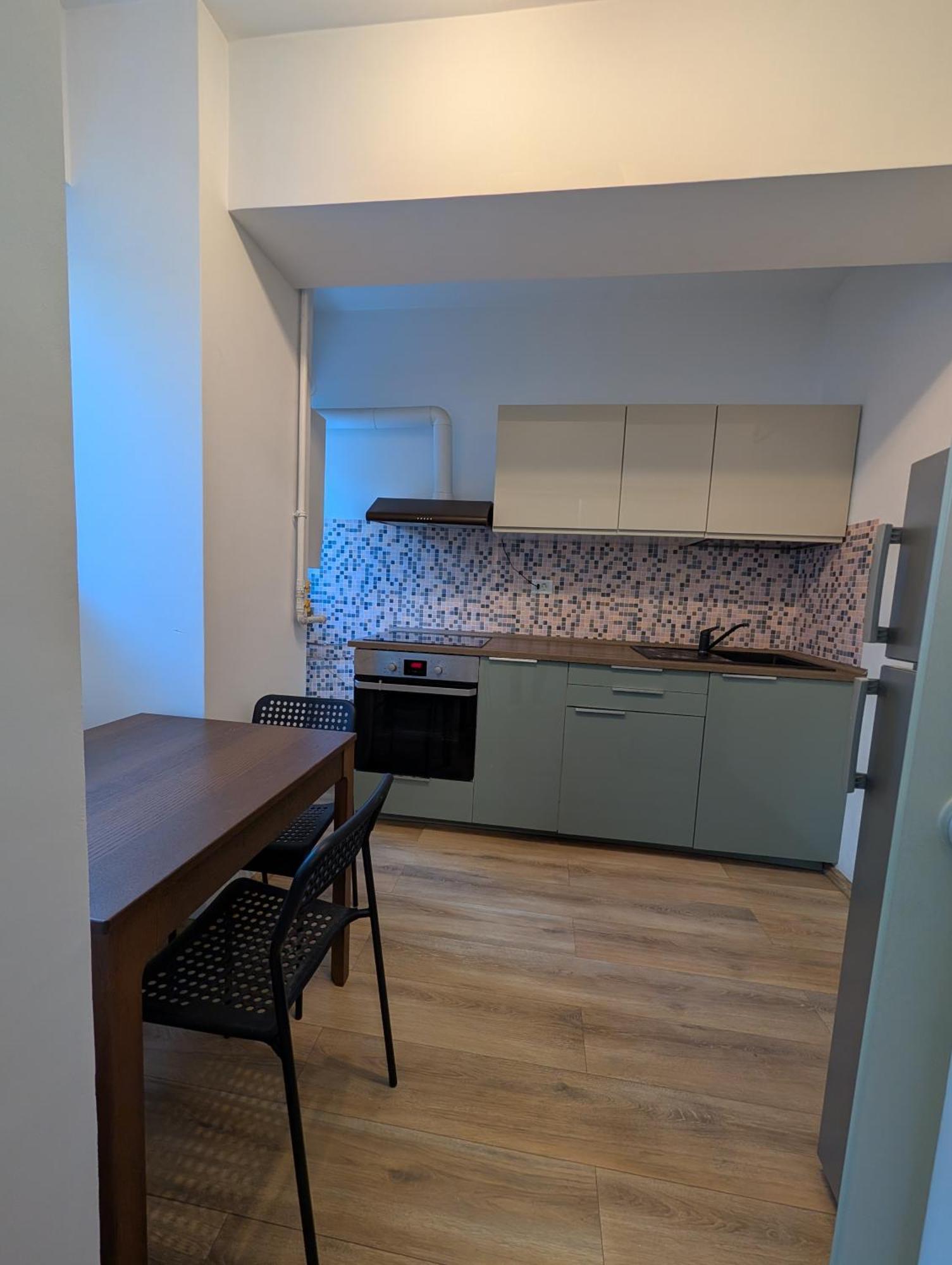 Apartment Parlament Palace, 1 *
