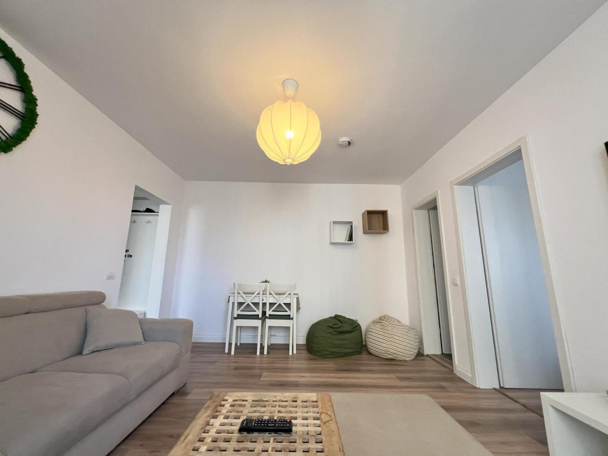 Lazy's Haven - Chic Escape In *