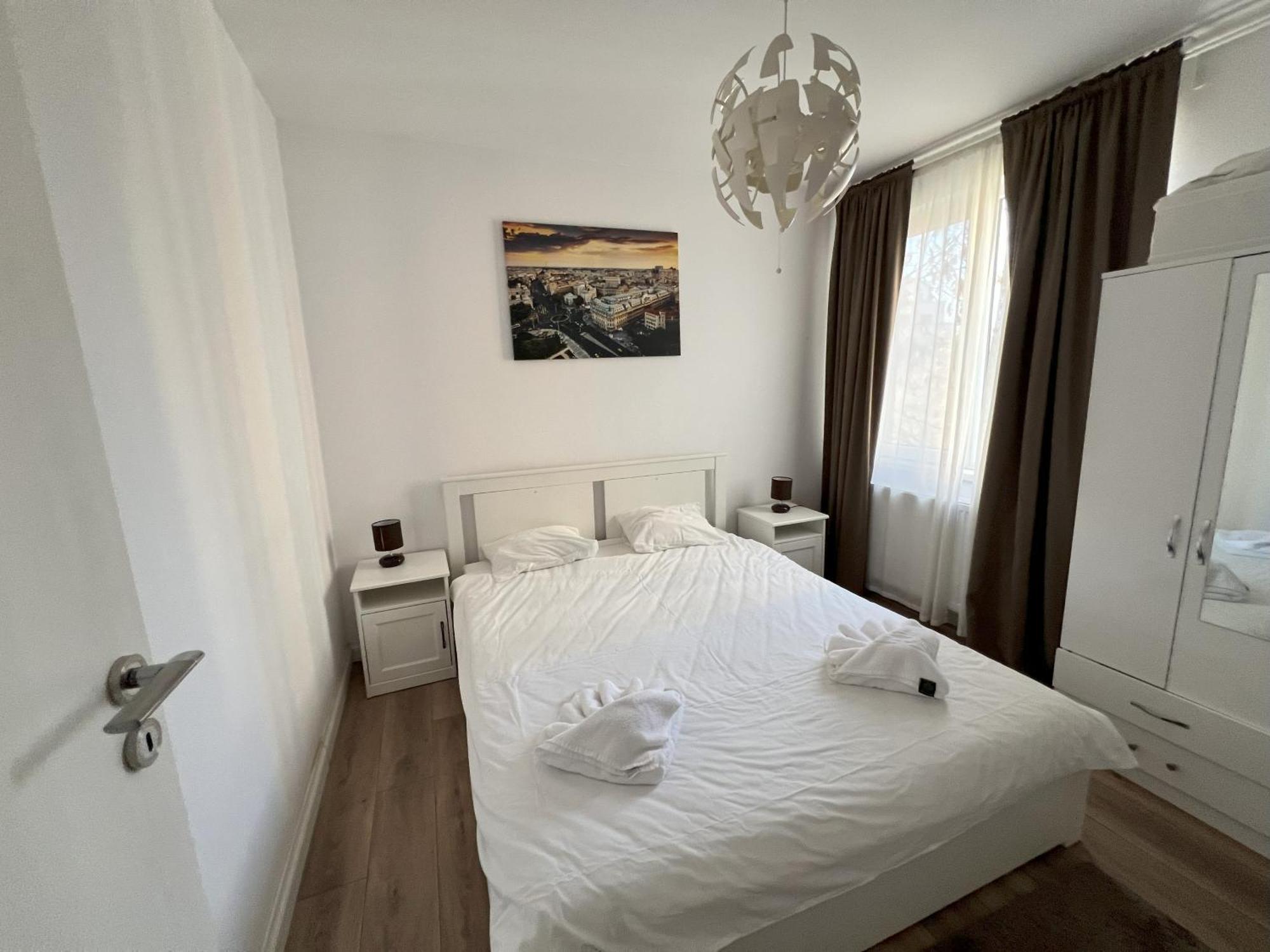 Lazy's Haven - Chic Escape In *